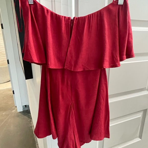 NWT - Le Lis Red Strapless Romper Size Medium - Picture 6 of 6